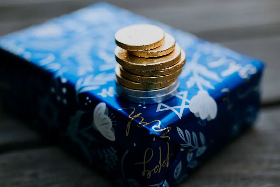 A wrap packed in foil paper