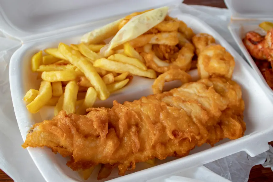 Fried fish served with chips